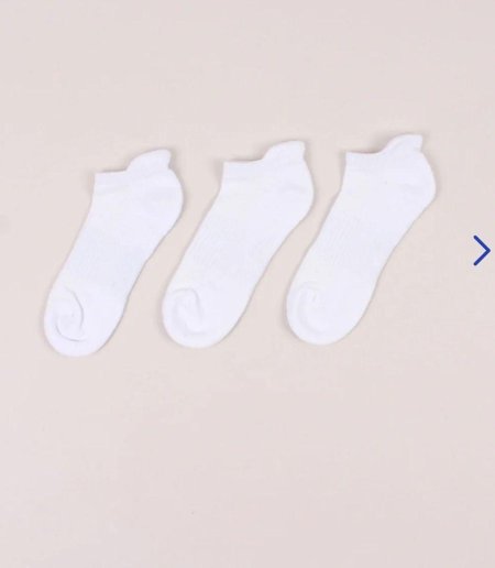 •	جوارب خفيفة للارتداء اليومي وجوارب سميكة للأيام الباردة