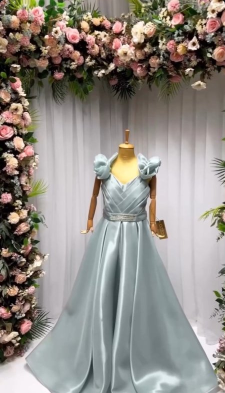 فساتين جيل المحير